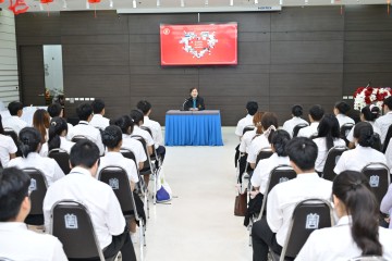 709121896.jpg