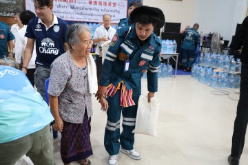 701123183.jpg