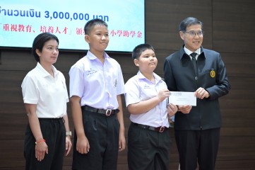 722364453.jpg
