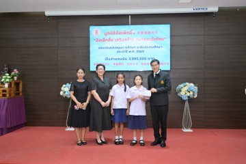 723363906.jpg