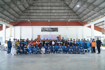 702494766.jpg